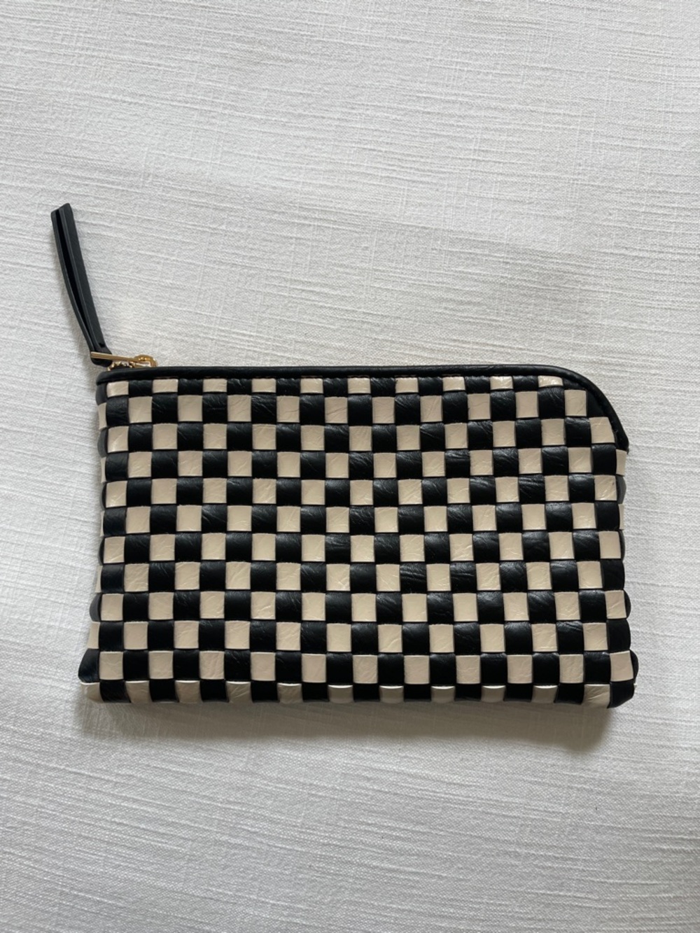 Universal Thread Black and Cream Woven Zip Pouch